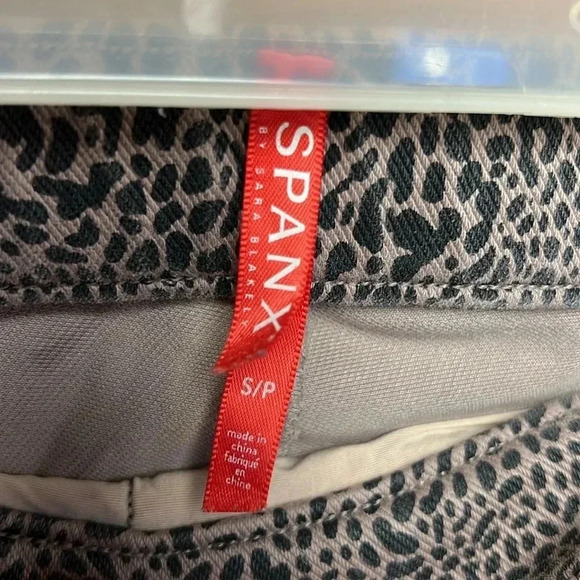 Spanx Jean-ish ankle leggings Sm Faux front pockets back pockets tummy shaping - Picture 5 of 10